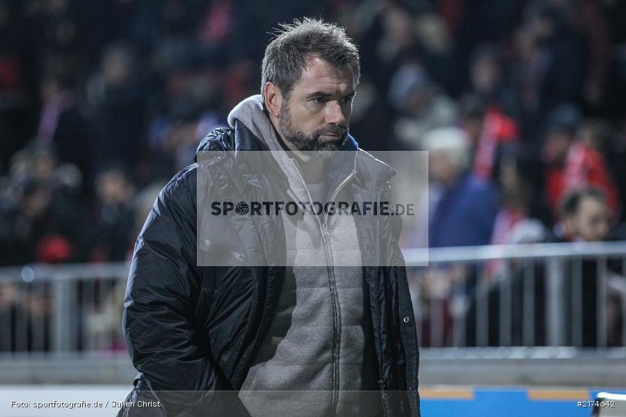 Bernd Hollerbach, Würzburg, flyeralarm Arena, 25.11.2016, Fussball, 2. Bundesliga, FC Erzgebirga Aue, FC Würzburger Kickers - Bild-ID: 2174642 Bernd Hollerbach, Würzburg, flyeralarm Arena, 25.11.2016, Fussball, 2. Bundesliga, FC Erzgebirga Aue, FC Würzburger Kickers - Bild-ID: 2174642