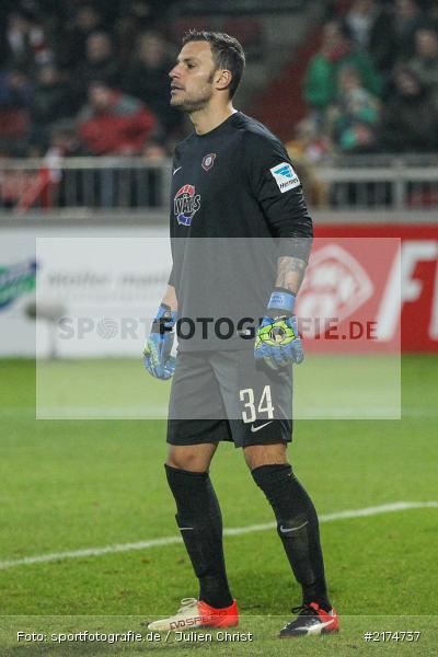 Daniel Haas, Würzburg, flyeralarm Arena, 25.11.2016, Fussball, 2. Bundesliga, FC Erzgebirga Aue, FC Würzburger Kickers - Bild-ID: 2174737
