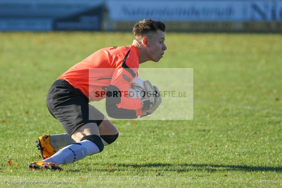 Marius Väth, TuS Röllbach, TSV Karlburg, Landesliga Nordwest, Fussball, 03.12.2016 - Bild-ID: 2174788