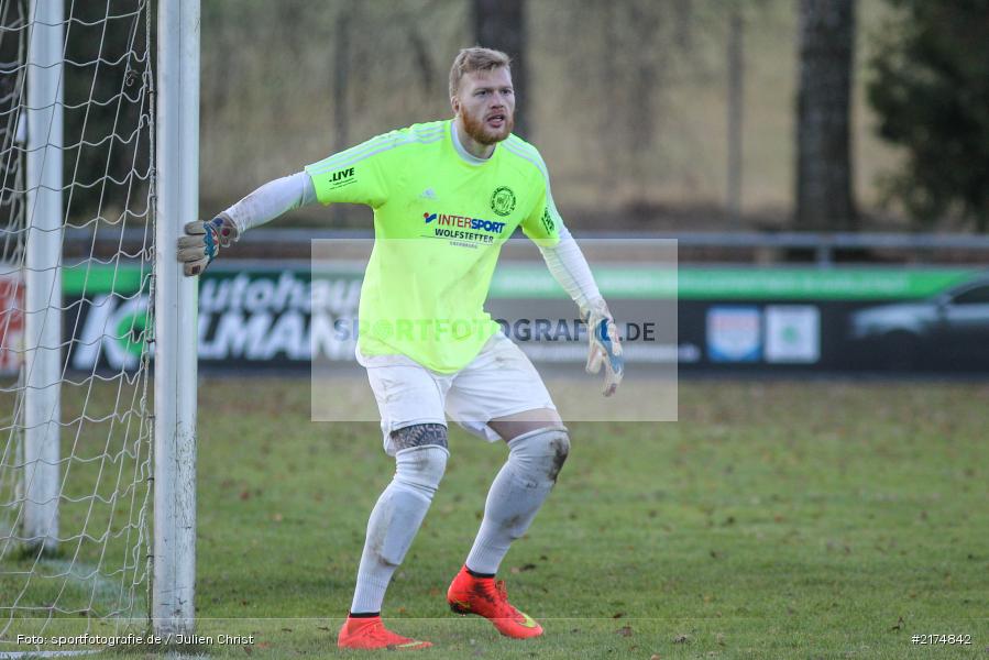 Erich Giesbrecht, TuS Röllbach, TSV Karlburg, Landesliga Nordwest, Fussball, 03.12.2016 - Bild-ID: 2174842 Erich Giesbrecht, TuS Röllbach, TSV Karlburg, Landesliga Nordwest, Fussball, 03.12.2016 - Bild-ID: 2174842