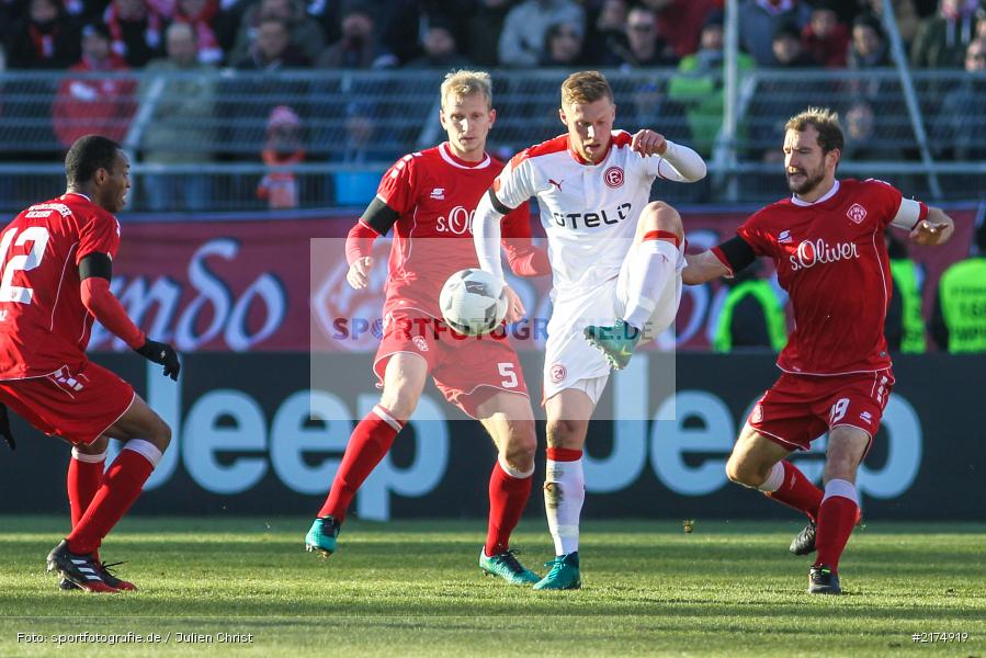 Sebastian Neumann, Rouwen Hennings, flyeralarm Arena, Fortuna Düsseldorf, FC Würzburger Kickers, 2. Bundesliga, 04.12.2016 - Bild-ID: 2174919 Sebastian Neumann, Rouwen Hennings, flyeralarm Arena, Fortuna Düsseldorf, FC Würzburger Kickers, 2. Bundesliga, 04.12.2016 - Bild-ID: 2174919
