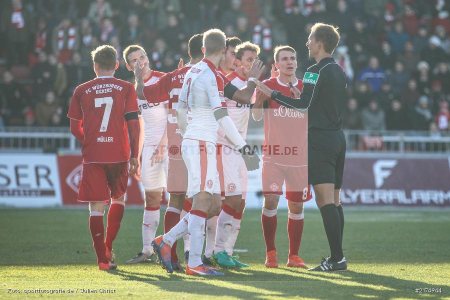 Schiedsrichter, Neuenkirchen, Florian Heft, flyeralarm Arena, Fortuna Düsseldorf, FC Würzburger Kickers, 2. Bundesliga, 04.12.2016 - Bild-ID: 2174944