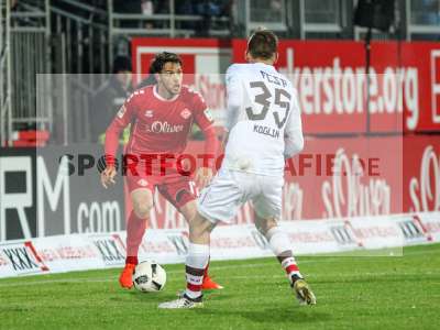 Fotos von FC Würzburger Kickers - FC St. Pauli auf sportfotografie.de