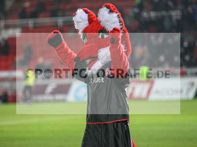 Fotos von FC Würzburger Kickers - FC Erzgebirge Aue auf sportfotografie.de