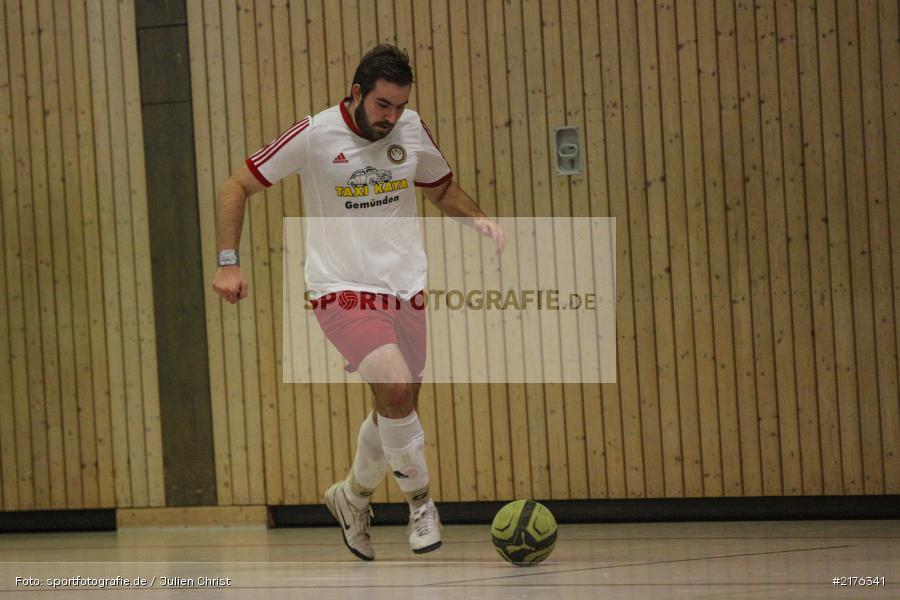 Dennis Götz, Fussball, 17.12.2016, SG Burgsinn, TSV Karlburg, Burgsinn, Mitternachtsturnier - Bild-ID: 2176341