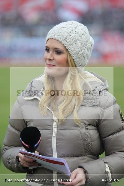 sky, Anna Sara Lange, FWK 1907, Würzburg, 2. Bundesliga, flyeralarm Arena, FC Würzburger Kickers - Bild-ID: 2176816