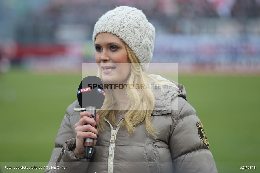 sky, Anna Sara Lange, FWK 1907, Würzburg, 2. Bundesliga, flyeralarm Arena, FC Würzburger Kickers - Bild-ID: 2176818