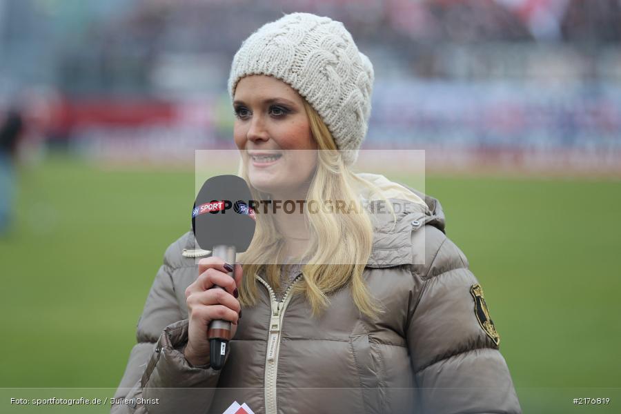 sky, Anna Sara Lange, FWK 1907, Würzburg, 2. Bundesliga, flyeralarm Arena, FC Würzburger Kickers - Bild-ID: 2176819