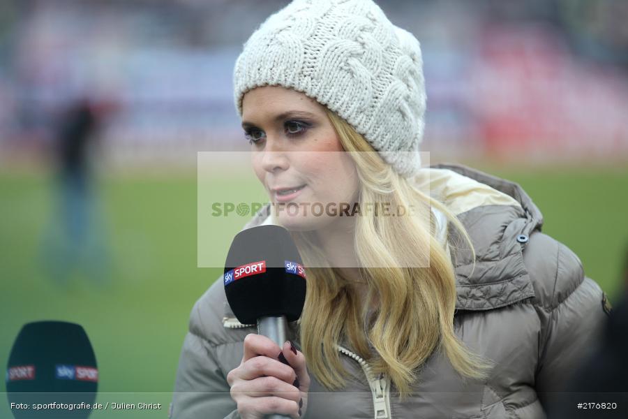 sky, Anna Sara Lange, FWK 1907, Würzburg, 2. Bundesliga, flyeralarm Arena, FC Würzburger Kickers - Bild-ID: 2176820