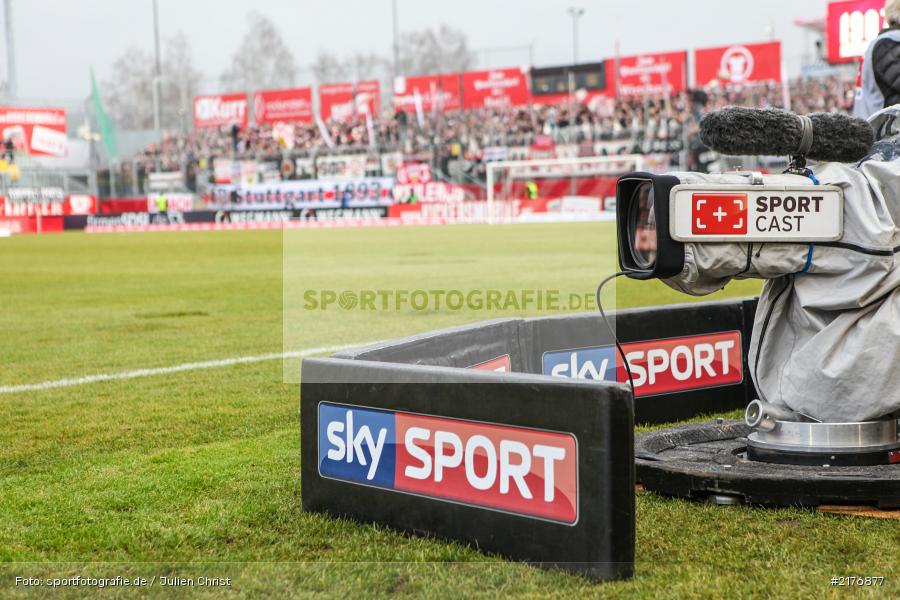 TV Kamera, sportcast, sky, VfB Stuttgart, FWK 1907, Würzburg, 2. Bundesliga, flyeralarm Arena, FC Würzburger Kickers - Bild-ID: 2176877