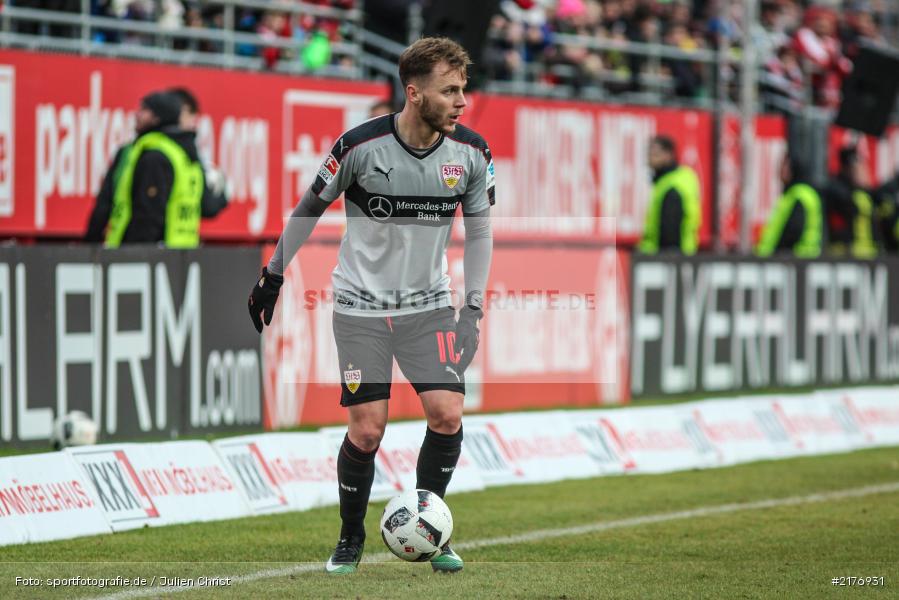 Alexandru Maxim, VfB Stuttgart, FWK 1907, Würzburg, 2. Bundesliga, flyeralarm Arena, FC Würzburger Kickers - Bild-ID: 2176931