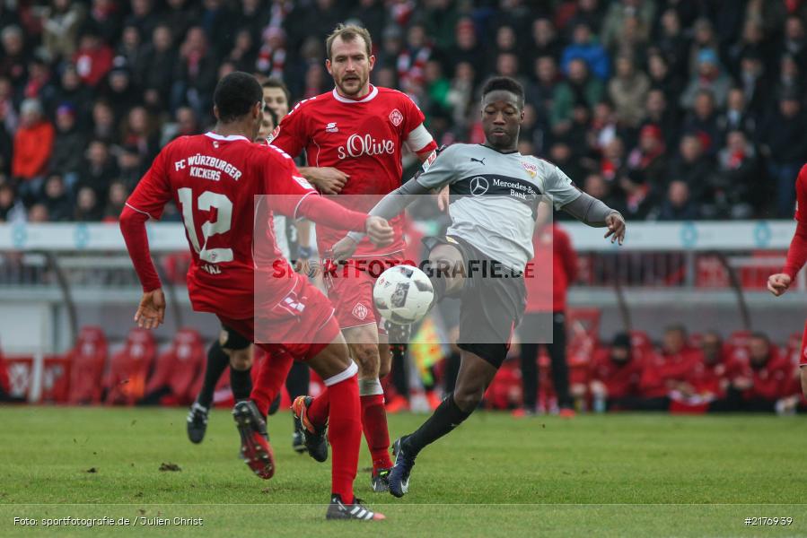 Júnior Díaz, Carlos Mané, Sebastian Neumann, VfB Stuttgart, FWK 1907, Würzburg, 2. Bundesliga, flyeralarm Arena, FC Würzburger Kickers - Bild-ID: 2176939 Júnior Díaz, Carlos Mané, Sebastian Neumann, VfB Stuttgart, FWK 1907, Würzburg, 2. Bundesliga, flyeralarm Arena, FC Würzburger Kickers - Bild-ID: 2176939