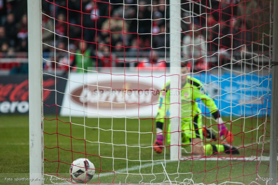 Nejmeddin Daghfous, Mitch Langerak, VfB Stuttgart, FWK 1907, Würzburg, 2. Bundesliga, flyeralarm Arena, FC Würzburger Kickers - Bild-ID: 2176966