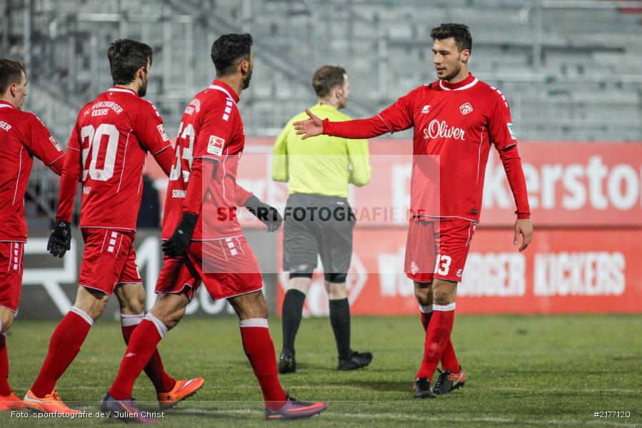 Lukas Fröde, Daniel Nagy, Emanuel Taffertshofer, 07.01.2017, Flyeralarm-Arena, Freundschaftsspiel, FSV Frankfurt, FC Würzburger Kickers - Bild-ID: 2177120 Lukas Fröde, Daniel Nagy, Emanuel Taffertshofer, 07.01.2017, Flyeralarm-Arena, Freundschaftsspiel, FSV Frankfurt, FC Würzburger Kickers - Bild-ID: 2177120