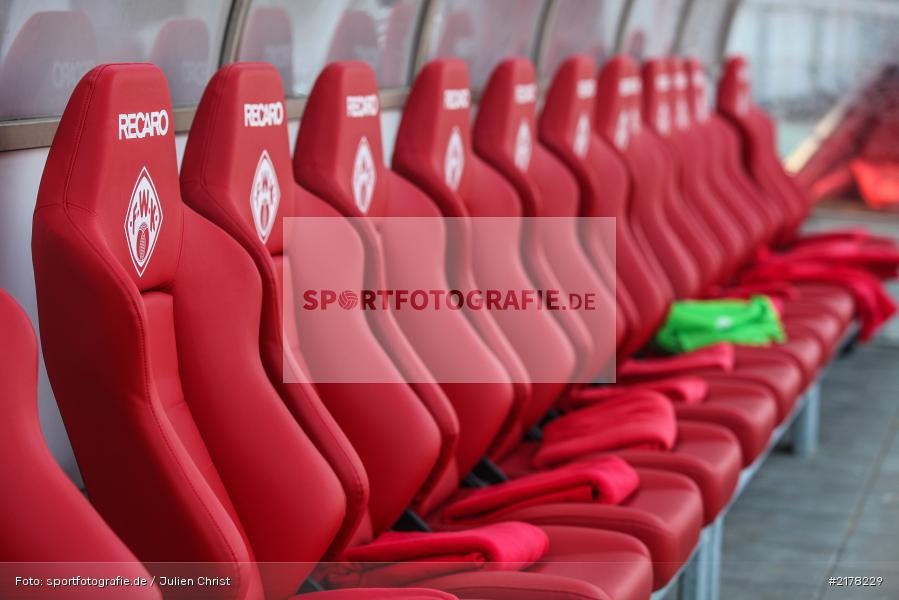 Recaro, Bank, 28.01.2017, 2. Bundesliga, Eintracht Braunschweig, FC Würzburger Kickers - Bild-ID: 2178229 Recaro, Bank, 28.01.2017, 2. Bundesliga, Eintracht Braunschweig, FC Würzburger Kickers - Bild-ID: 2178229