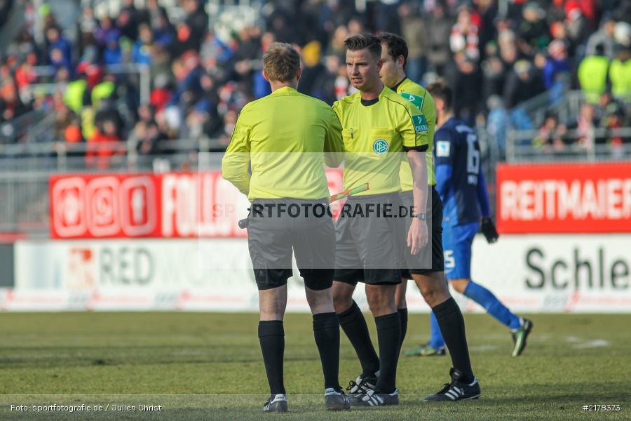 Daniel Schlager, Jonas Weickenmeier, Tobias Fritsch, 28.01.2017, 2. Bundesliga, Eintracht Braunschweig, FC Würzburger Kickers - Bild-ID: 2178373 Daniel Schlager, Jonas Weickenmeier, Tobias Fritsch, 28.01.2017, 2. Bundesliga, Eintracht Braunschweig, FC Würzburger Kickers - Bild-ID: 2178373