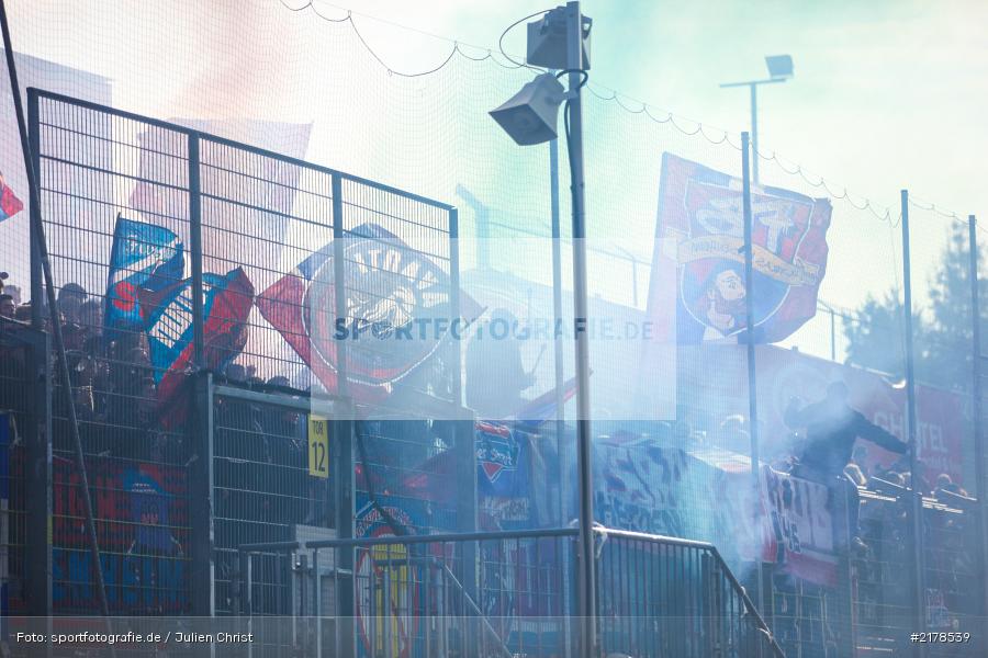 Pyrotechnik, 11.02.2017, Dallenberg, flyeralarm Arena, Fussball, 2. Bundesliga, 1. FC Heidenheim 1846, FC Würzburger Kickers - Bild-ID: 2178539 Pyrotechnik, 11.02.2017, Dallenberg, flyeralarm Arena, Fussball, 2. Bundesliga, 1. FC Heidenheim 1846, FC Würzburger Kickers - Bild-ID: 2178539