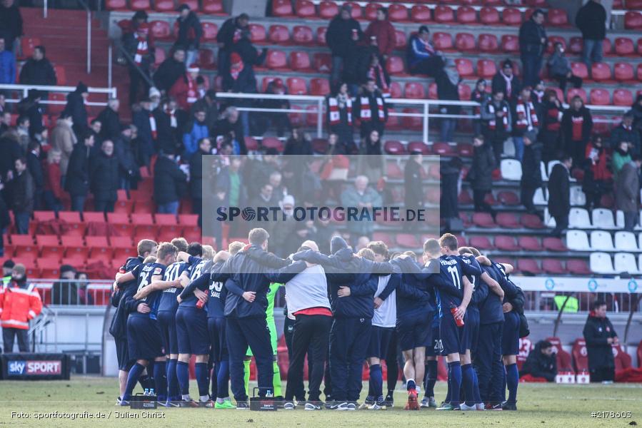 Mannschaftskreis, 11.02.2017, Dallenberg, flyeralarm Arena, Fussball, 2. Bundesliga, 1. FC Heidenheim 1846, FC Würzburger Kickers - Bild-ID: 2178603 Mannschaftskreis, 11.02.2017, Dallenberg, flyeralarm Arena, Fussball, 2. Bundesliga, 1. FC Heidenheim 1846, FC Würzburger Kickers - Bild-ID: 2178603