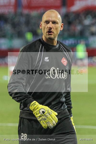 Robert Wulnikowski, 24.02.2017, Dallenberg, flyeralarm Arena, Fussball, 2. Bundesliga, SpVgg Greuther Fürth, FC Würzburger Kickers - Bild-ID: 2178851