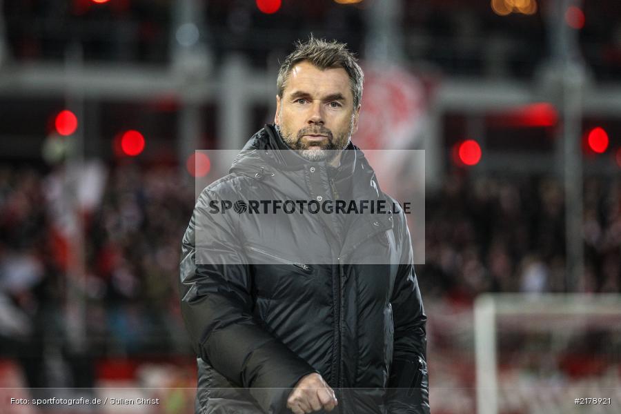 Bernd Hollerbach, 24.02.2017, Dallenberg, flyeralarm Arena, Fussball, 2. Bundesliga, SpVgg Greuther Fürth, FC Würzburger Kickers - Bild-ID: 2178921