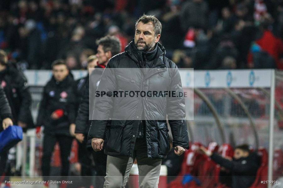 Bernd Hollerbach, 24.02.2017, Dallenberg, flyeralarm Arena, Fussball, 2. Bundesliga, SpVgg Greuther Fürth, FC Würzburger Kickers - Bild-ID: 2178924