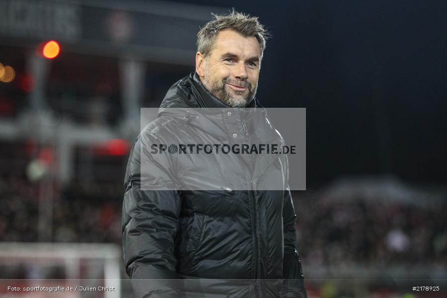 Bernd Hollerbach, 24.02.2017, Dallenberg, flyeralarm Arena, Fussball, 2. Bundesliga, SpVgg Greuther Fürth, FC Würzburger Kickers - Bild-ID: 2178925