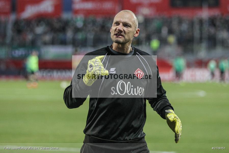Robert Wulnikowski, 24.02.2017, Dallenberg, flyeralarm Arena, Fussball, 2. Bundesliga, SpVgg Greuther Fürth, FC Würzburger Kickers - Bild-ID: 2178951