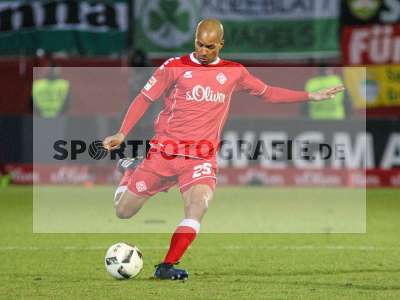 Fotos von FC Würzburger Kickers - SpVgg Greuther Fürth auf sportfotografie.de