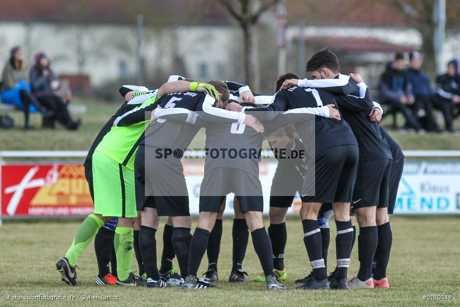 Mannschaftskreis, TSV Uettingen, TSV Retzbach, Kreisliga Würzburg, 05.03.2017 - Bild-ID: 2180249