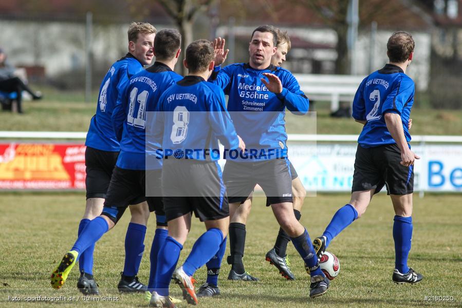 Lukas Weimer, TSV Uettingen, TSV Retzbach, Kreisliga Würzburg, 05.03.2017 - Bild-ID: 2180250