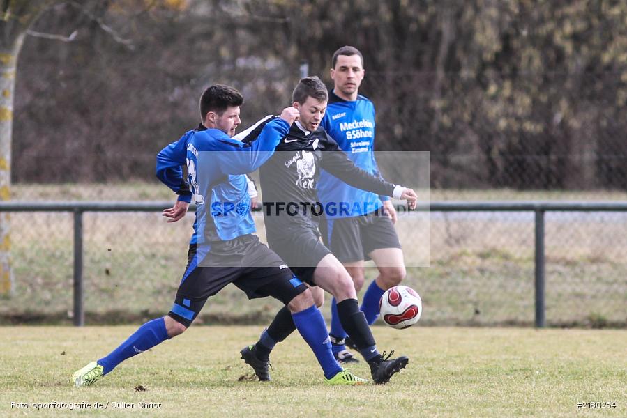 Kai Fleischmann, Tobias Hehrlein, TSV Uettingen, TSV Retzbach, Kreisliga Würzburg, 05.03.2017 - Bild-ID: 2180254