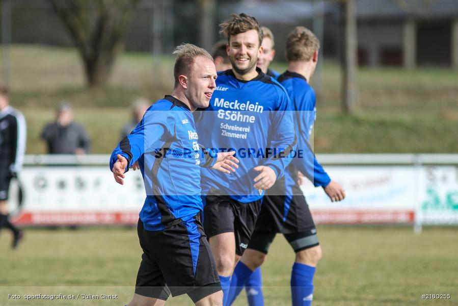 Lukas Weimer, TSV Uettingen, TSV Retzbach, Kreisliga Würzburg, 05.03.2017 - Bild-ID: 2180255