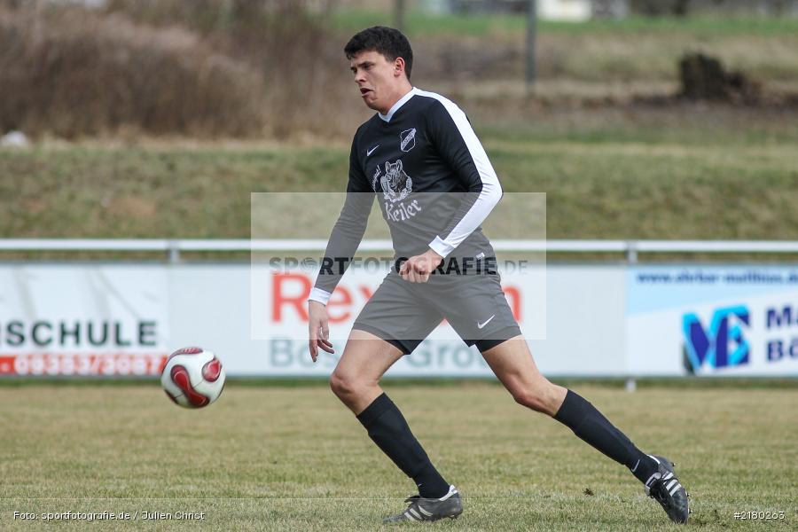 Nicolai Zull, TSV Uettingen, TSV Retzbach, Kreisliga Würzburg, 05.03.2017 - Bild-ID: 2180263