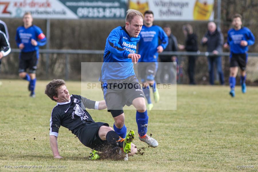 Lukas Weimer, Marco Schrenker, TSV Uettingen, TSV Retzbach, Kreisliga Würzburg, 05.03.2017 - Bild-ID: 2180264