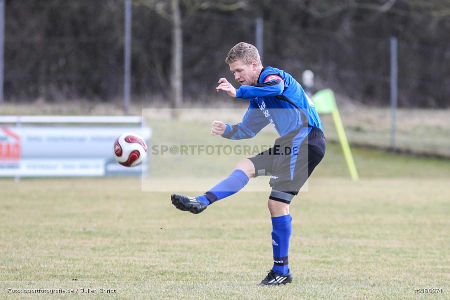Manuel Scheller, TSV Uettingen, TSV Retzbach, Kreisliga Würzburg, 05.03.2017 - Bild-ID: 2180274