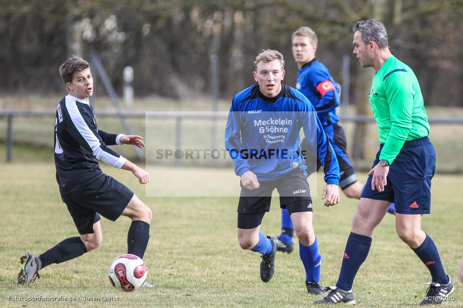 Dominik Hehrlein, Hannes Weimer, TSV Uettingen, TSV Retzbach, Kreisliga Würzburg, 05.03.2017 - Bild-ID: 2180280