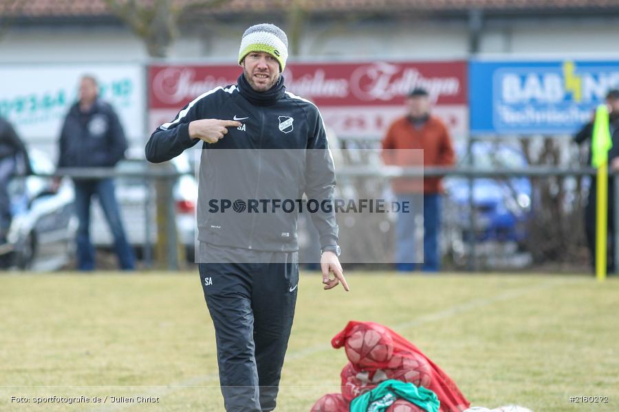 Steffen Amthor, TSV Uettingen, TSV Retzbach, Kreisliga Würzburg, 05.03.2017 - Bild-ID: 2180292