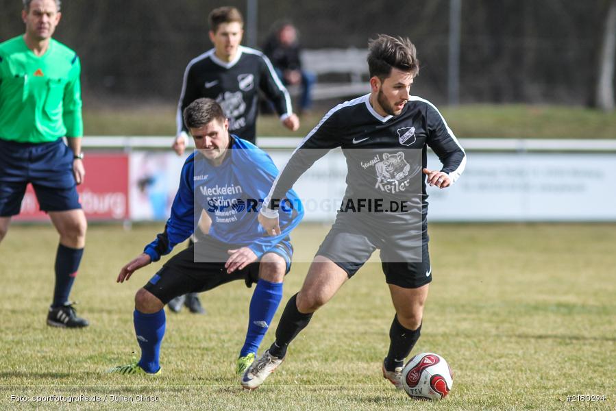 Lorenz Liebler, TSV Uettingen, TSV Retzbach, Kreisliga Würzburg, 05.03.2017 - Bild-ID: 2180294