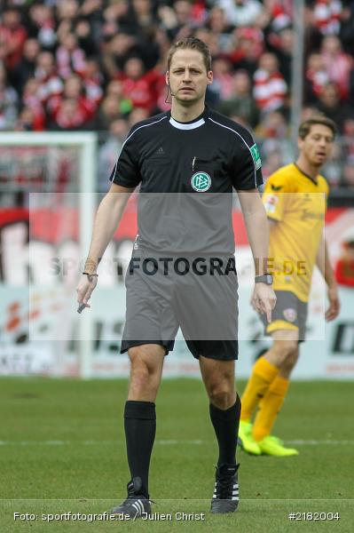 Dr. Martin Thomsen, Kleve, 11.03.2017, Dallenberg, flyeralarm Arena, Fussball, 2. Bundesliga, SG Dynamo Dresden, FC Würzburger Kickers - Bild-ID: 2182004 Dr. Martin Thomsen, Kleve, 11.03.2017, Dallenberg, flyeralarm Arena, Fussball, 2. Bundesliga, SG Dynamo Dresden, FC Würzburger Kickers - Bild-ID: 2182004
