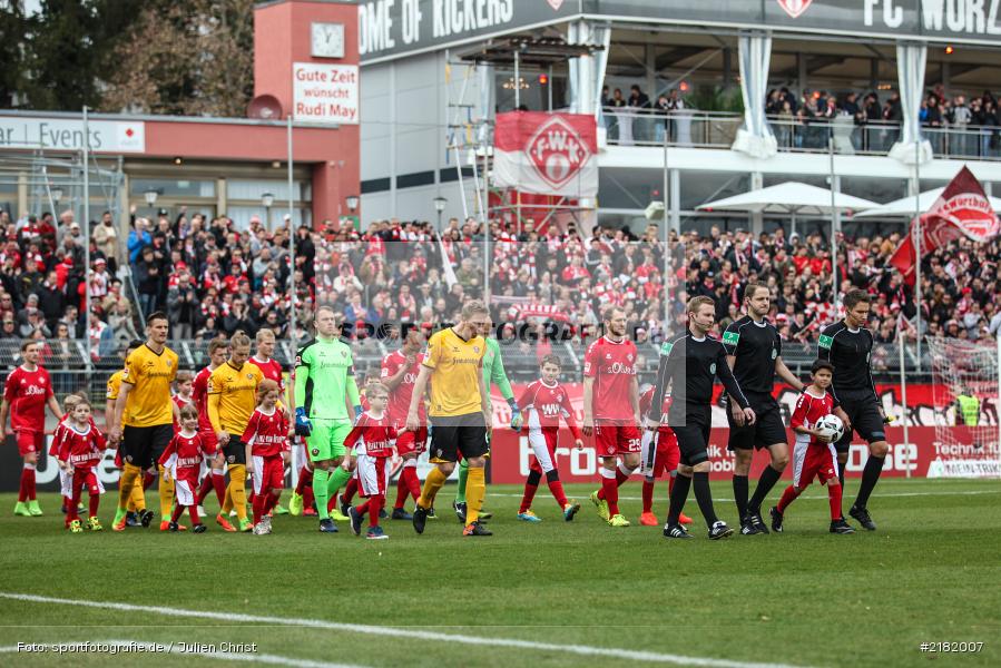 Dominik Jolk, Tobias Reichel, Dr. Martin Thomsen, 11.03.2017, Dallenberg, flyeralarm Arena, Fussball, 2. Bundesliga, SG Dynamo Dresden, FC Würzburger Kickers - Bild-ID: 2182007 Dominik Jolk, Tobias Reichel, Dr. Martin Thomsen, 11.03.2017, Dallenberg, flyeralarm Arena, Fussball, 2. Bundesliga, SG Dynamo Dresden, FC Würzburger Kickers - Bild-ID: 2182007