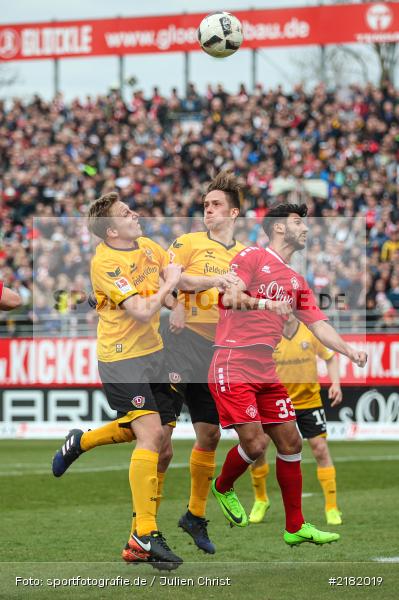 Marco Hartmann, Jannik Müller, Elia Soriano, 11.03.2017, Dallenberg, flyeralarm Arena, Fussball, 2. Bundesliga, SG Dynamo Dresden, FC Würzburger Kickers - Bild-ID: 2182019 Marco Hartmann, Jannik Müller, Elia Soriano, 11.03.2017, Dallenberg, flyeralarm Arena, Fussball, 2. Bundesliga, SG Dynamo Dresden, FC Würzburger Kickers - Bild-ID: 2182019
