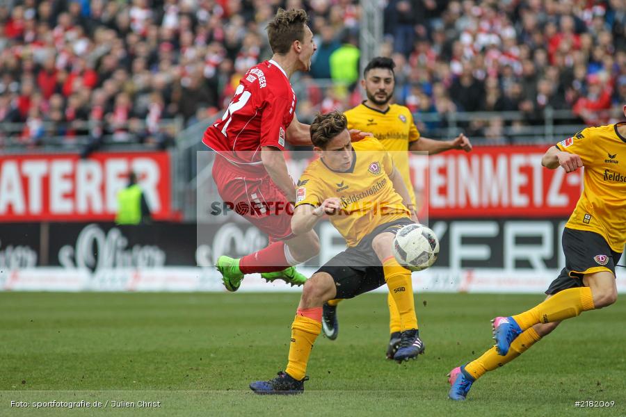 Tobias Schröck, Jannik Müller, 11.03.2017, Dallenberg, flyeralarm Arena, Fussball, 2. Bundesliga, SG Dynamo Dresden, FC Würzburger Kickers - Bild-ID: 2182069 Tobias Schröck, Jannik Müller, 11.03.2017, Dallenberg, flyeralarm Arena, Fussball, 2. Bundesliga, SG Dynamo Dresden, FC Würzburger Kickers - Bild-ID: 2182069