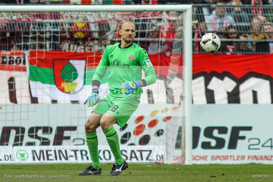 Robert Wulnikowski, 11.03.2017, Dallenberg, flyeralarm Arena, Fussball, 2. Bundesliga, SG Dynamo Dresden, FC Würzburger Kickers - Bild-ID: 2182131
