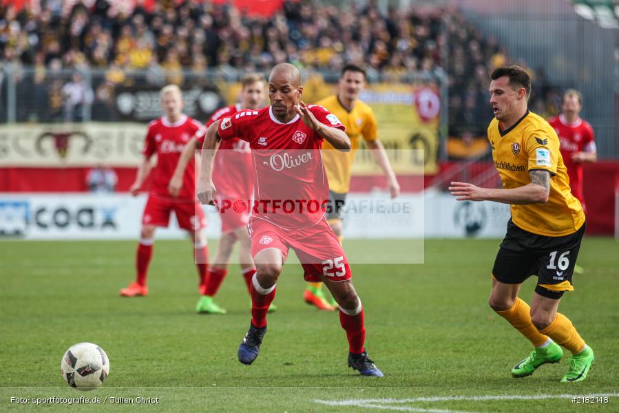 David Pisot, 11.03.2017, Dallenberg, flyeralarm Arena, Fussball, 2. Bundesliga, SG Dynamo Dresden, FC Würzburger Kickers - Bild-ID: 2182148