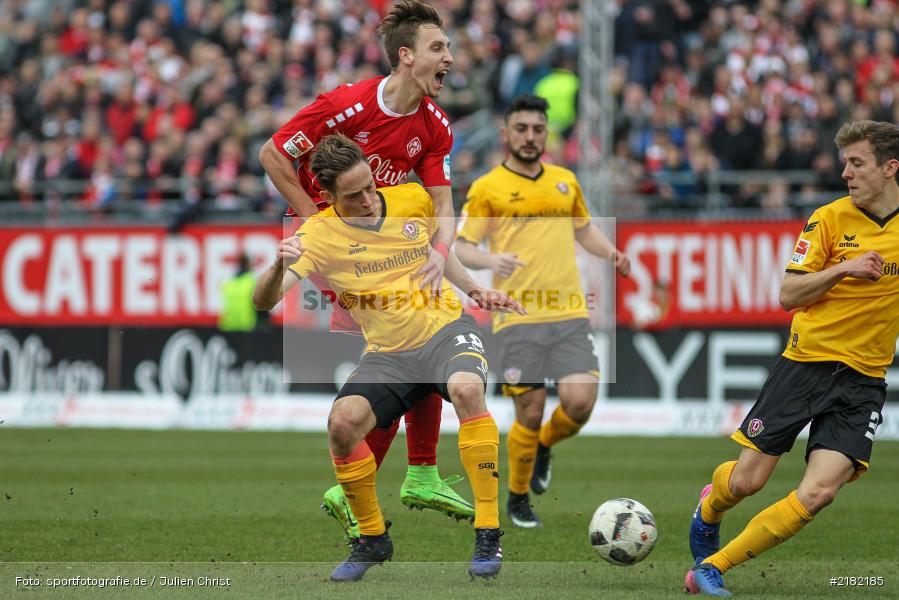 Tobias Schröck, Jannik Müller, 11.03.2017, Dallenberg, flyeralarm Arena, Fussball, 2. Bundesliga, SG Dynamo Dresden, FC Würzburger Kickers - Bild-ID: 2182185 Tobias Schröck, Jannik Müller, 11.03.2017, Dallenberg, flyeralarm Arena, Fussball, 2. Bundesliga, SG Dynamo Dresden, FC Würzburger Kickers - Bild-ID: 2182185