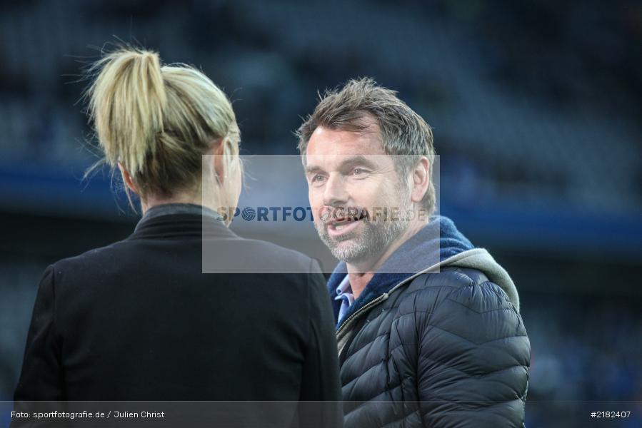 Bernd Hollerbach, Christina Graf, Allianz Arena, 17.03.2017, Fussball, 2. Bundesliga, FC Würzburger Kickers, TSV 1860 München - Bild-ID: 2182407