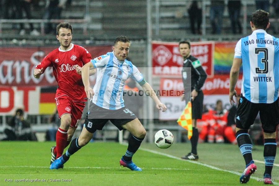 Ivica Olic, Peter Kurzweg, Allianz Arena, 17.03.2017, Fussball, 2. Bundesliga, FC Würzburger Kickers, TSV 1860 München - Bild-ID: 2182443 Ivica Olic, Peter Kurzweg, Allianz Arena, 17.03.2017, Fussball, 2. Bundesliga, FC Würzburger Kickers, TSV 1860 München - Bild-ID: 2182443