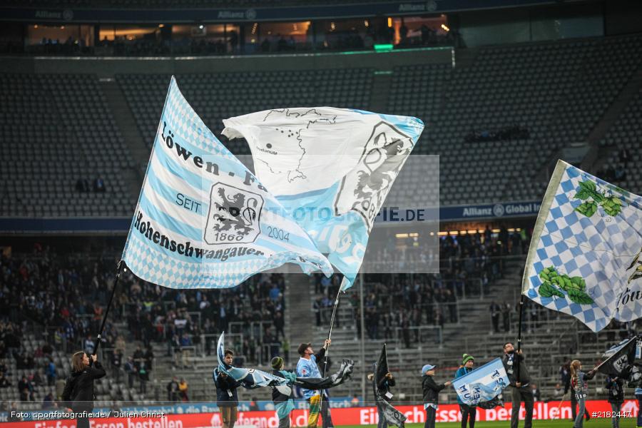 Fahnen, Allianz Arena, 17.03.2017, Fussball, 2. Bundesliga, FC Würzburger Kickers, TSV 1860 München - Bild-ID: 2182447 Fahnen, Allianz Arena, 17.03.2017, Fussball, 2. Bundesliga, FC Würzburger Kickers, TSV 1860 München - Bild-ID: 2182447