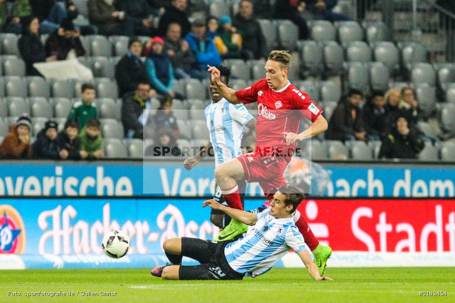 Tobias Schröck, Allianz Arena, 17.03.2017, Fussball, 2. Bundesliga, FC Würzburger Kickers, TSV 1860 München - Bild-ID: 2182454