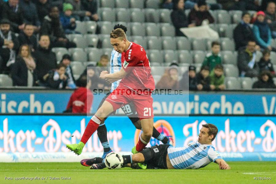 Tobias Schröck, Allianz Arena, 17.03.2017, Fussball, 2. Bundesliga, FC Würzburger Kickers, TSV 1860 München - Bild-ID: 2182466